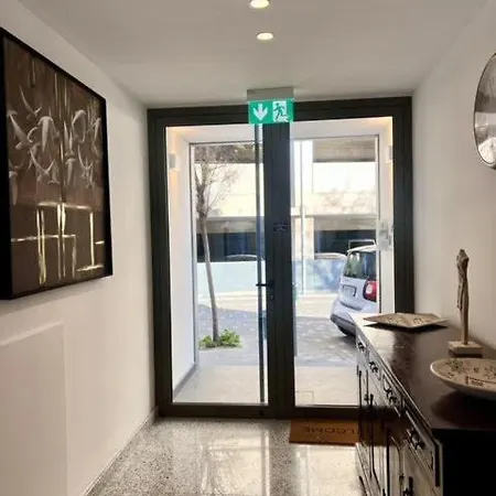 9 Muses Apartament Larnaca