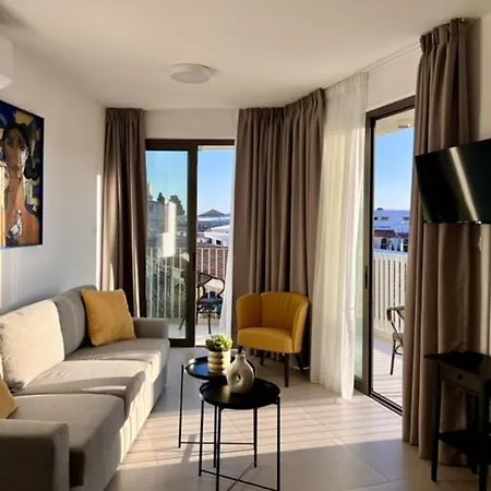 Apartament 9 Muses Larnaca