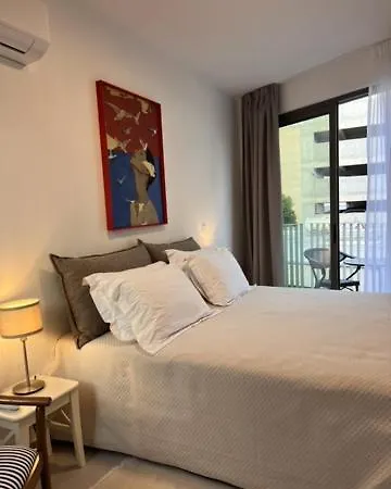 9 Muses Apartman *